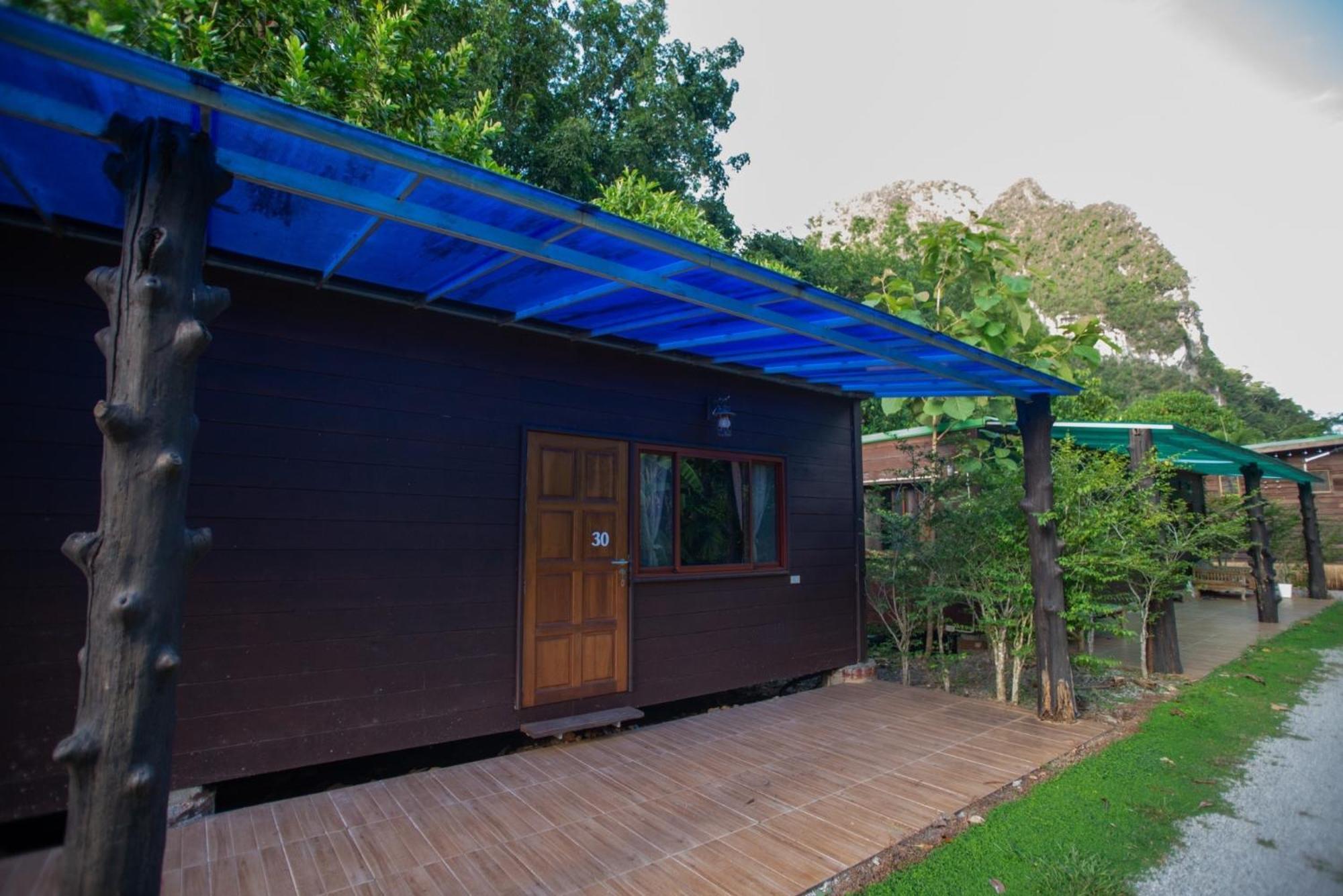 The Camper Lodge Khao Sok Ban Bang Bon Exterior photo